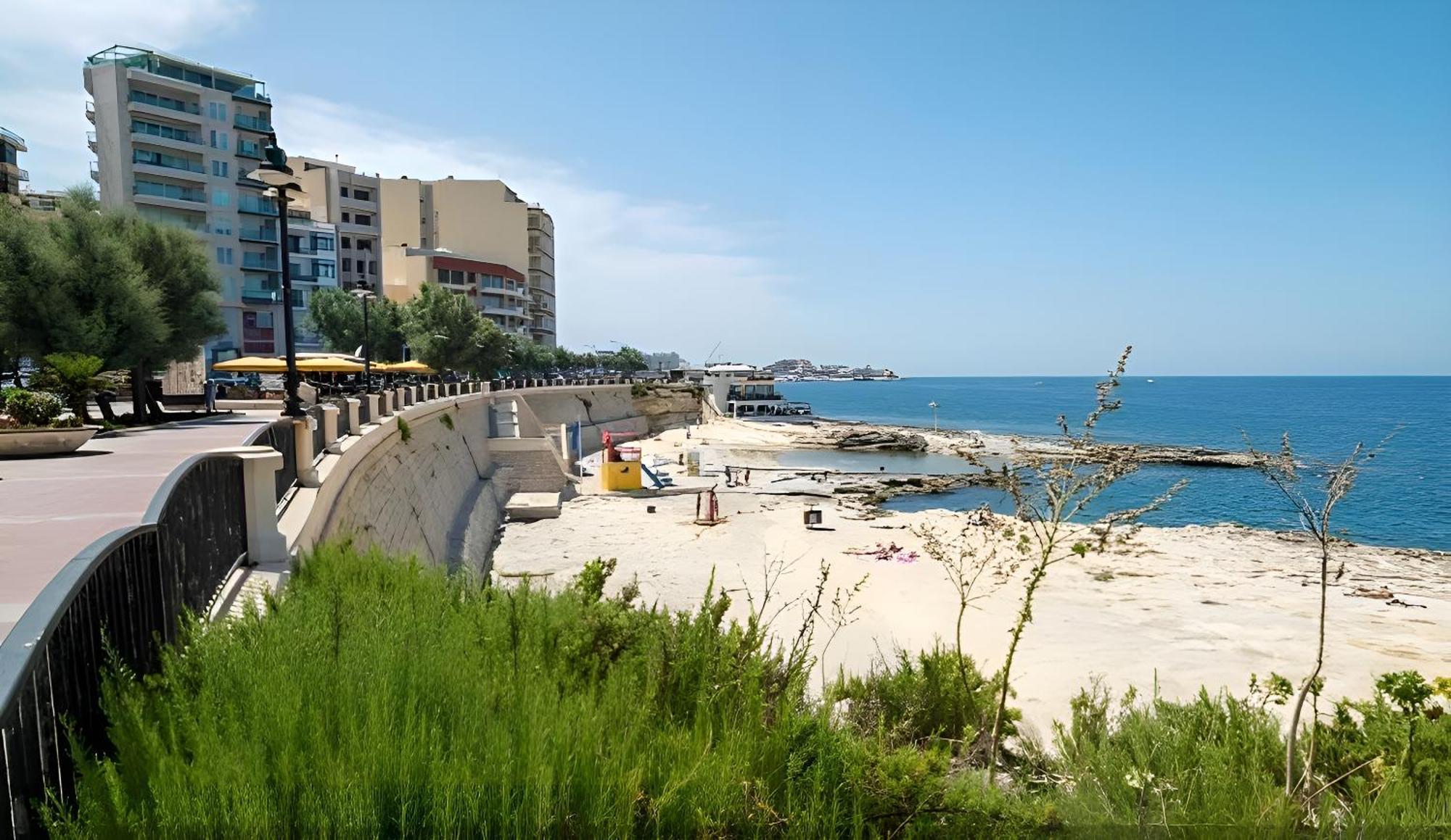 Sliema Cosy Penthouse With Bbq Apartman Kültér fotó